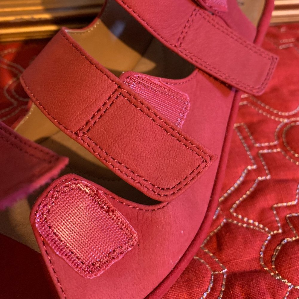 Clarks Red Suede Wedge Sandals - Picture 10 of 12